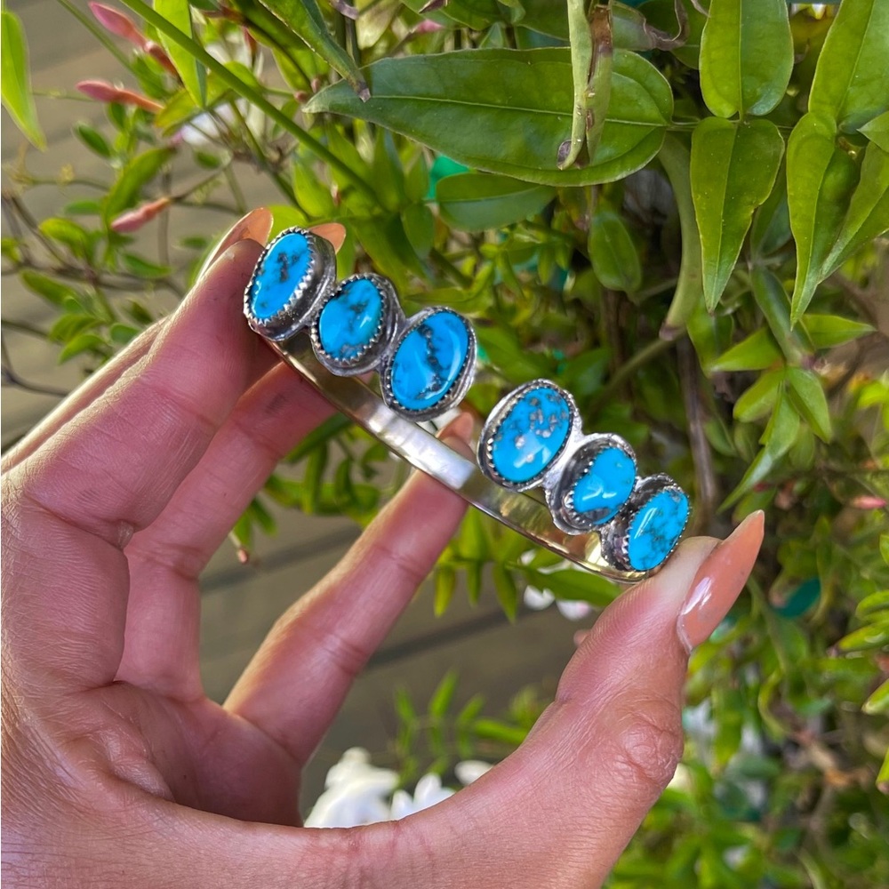 Turquoise cuff - Picture 2 of 4